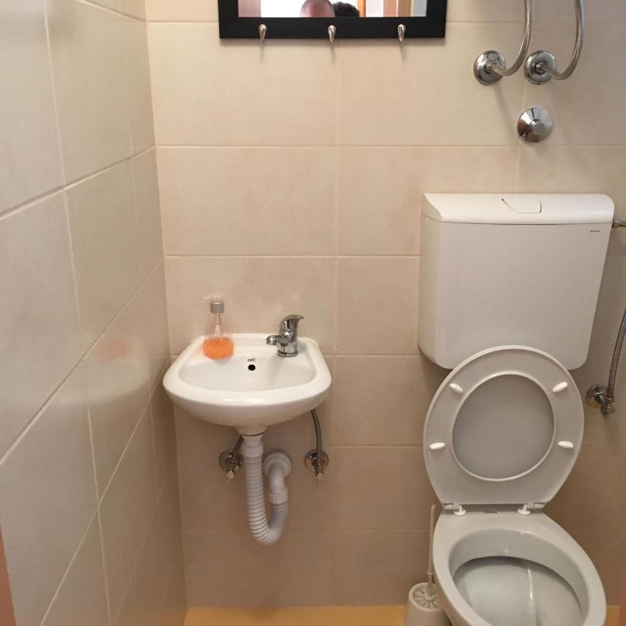 Feel Like Home Guest House Сараево Экстерьер фото