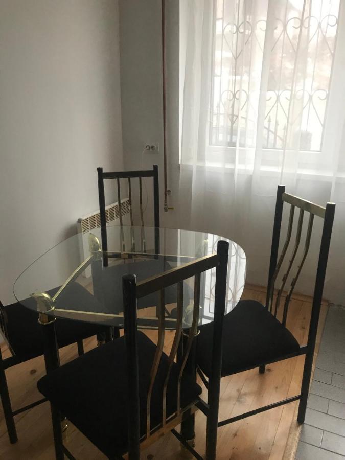 Feel Like Home Guest House Сараево Экстерьер фото